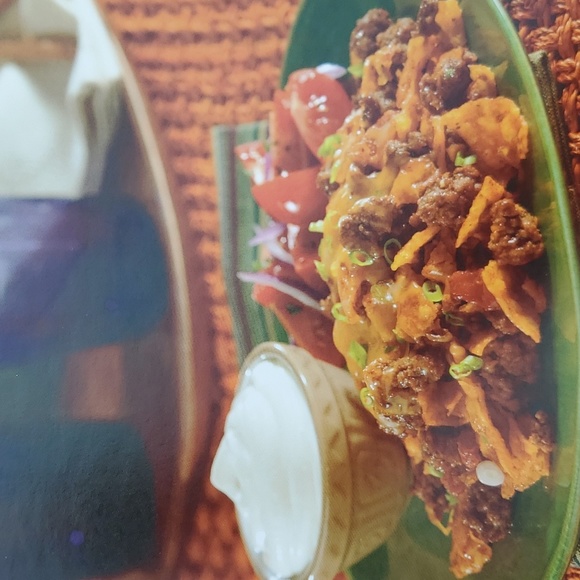 Homestyle Casseroles recipe book Brand Names Spiral bound great condition - Picture 14 of 17